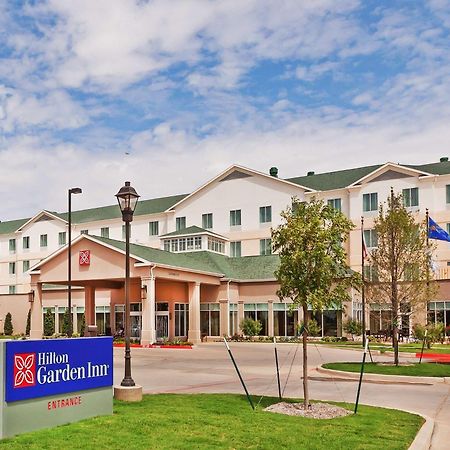 Hilton Garden Inn Midland Bagian luar foto