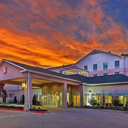 Hilton Garden Inn Midland Bagian luar foto