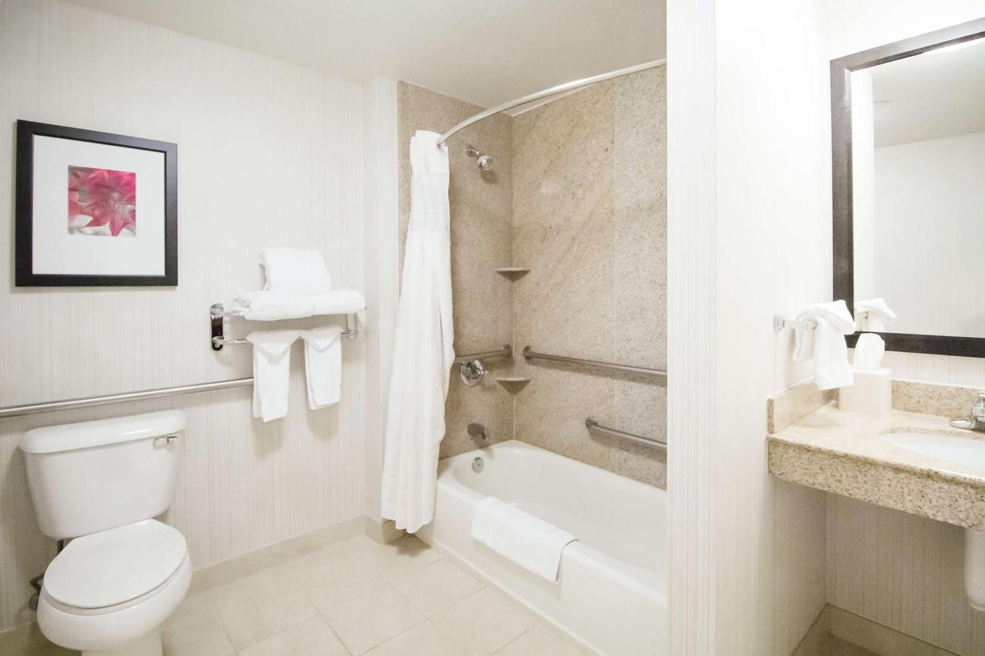 Hilton Garden Inn Midland Bagian luar foto