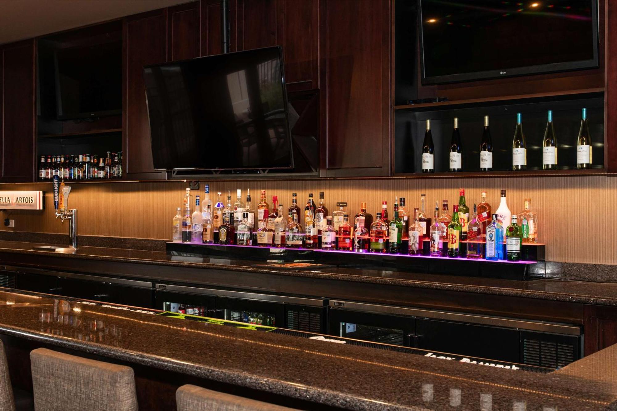 Hilton Garden Inn Midland Bagian luar foto