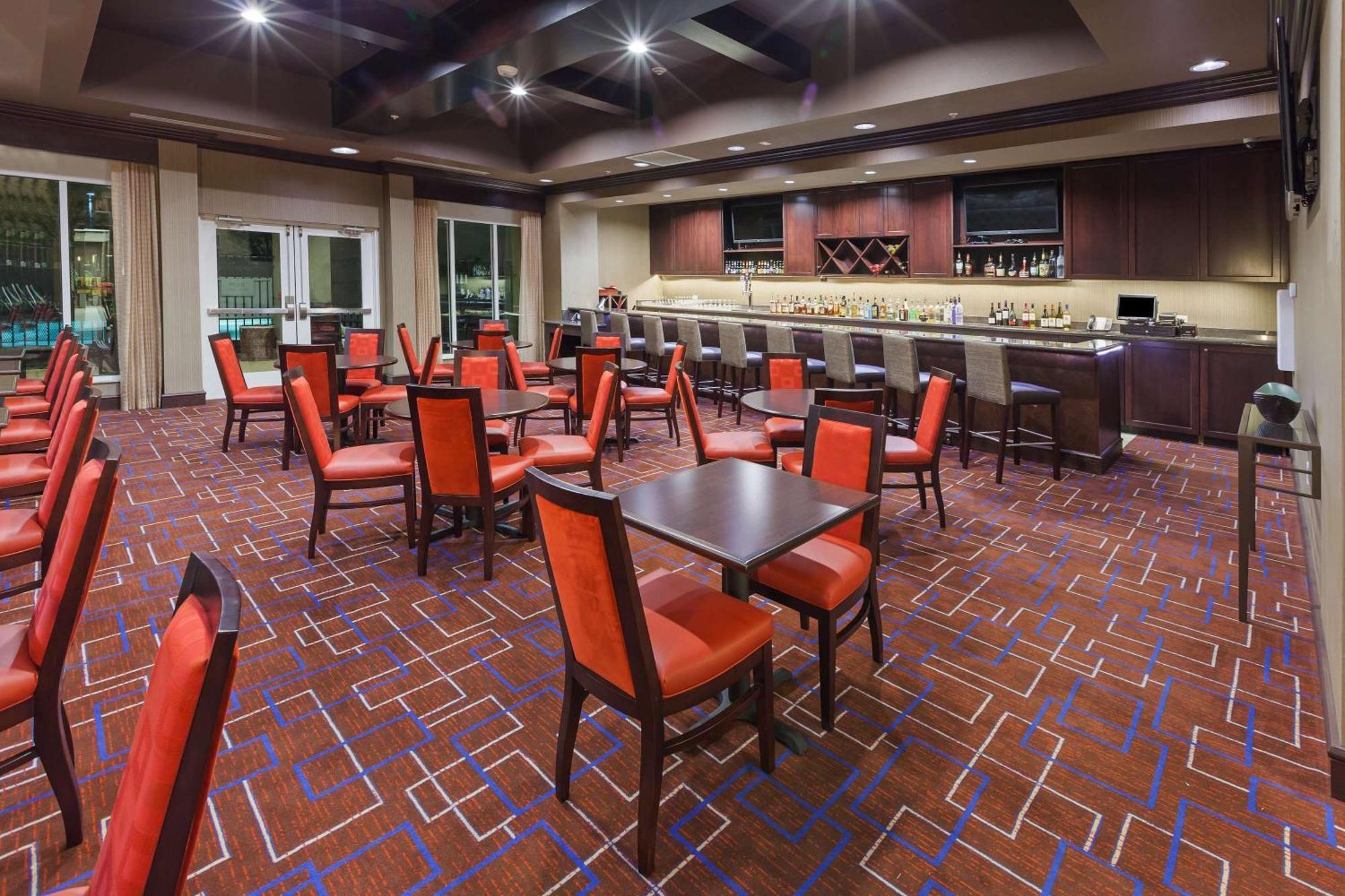 Hilton Garden Inn Midland Bagian luar foto
