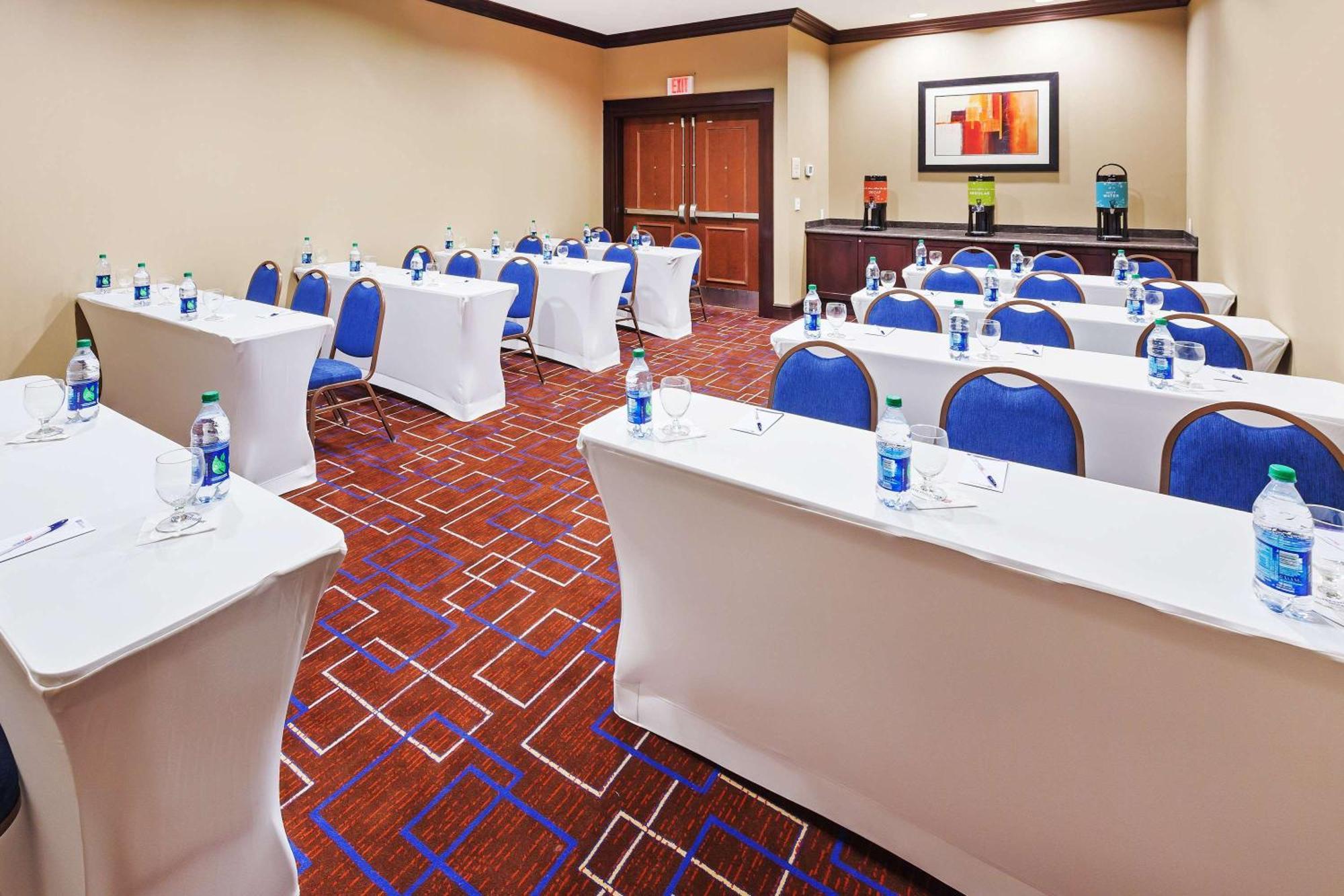 Hilton Garden Inn Midland Bagian luar foto