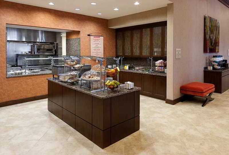 Hilton Garden Inn Midland Bagian luar foto